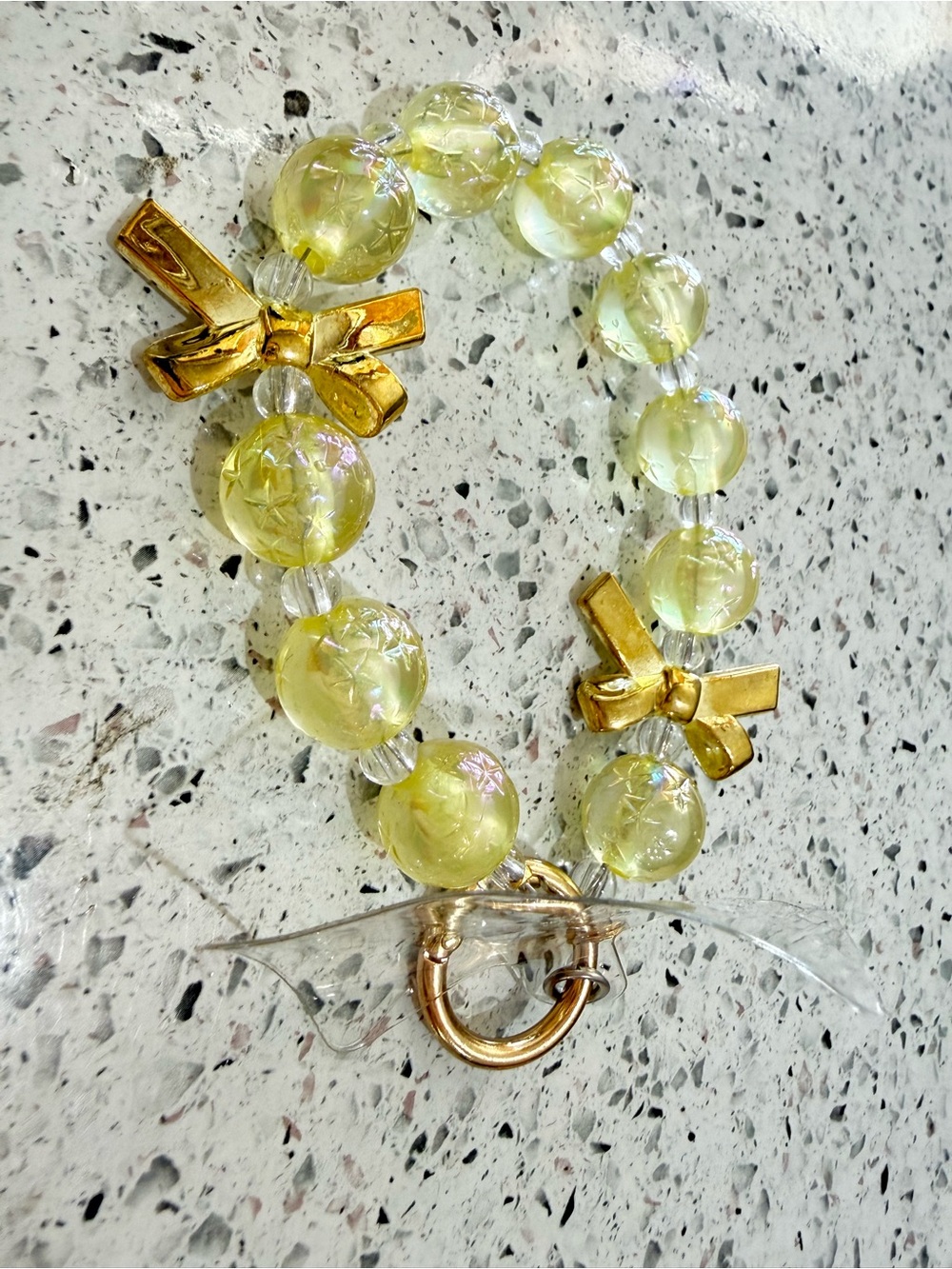 Beaded Phone Charm Strap，Pale Yellow Carved Beads，Includes Clear Phone Tab！